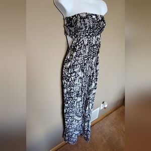 Raviya Smocked Bandeau Strapless Low Back Strappy Black & White Maxi Dress Small